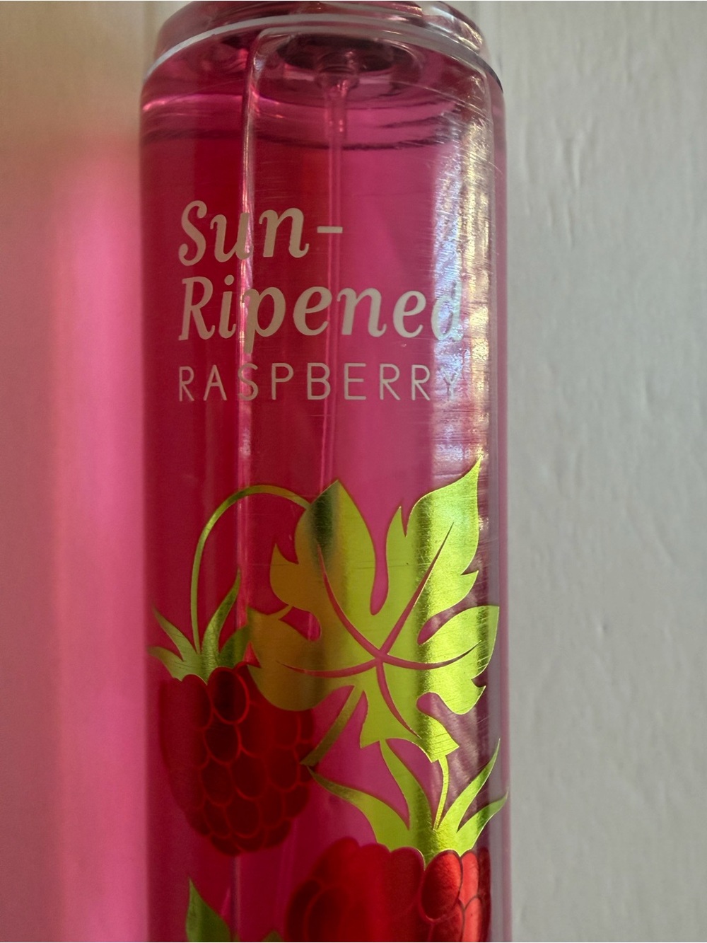 Bath & Body Works Sun Ripened Raspberry Body Fragrance Mist Splash 8oz 90% Full - Picture 3 of 4